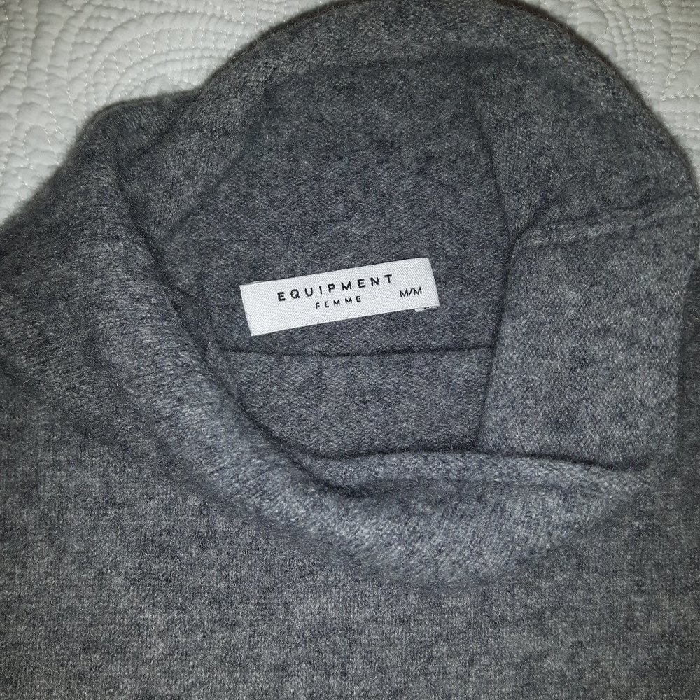 Grey cashmere vest